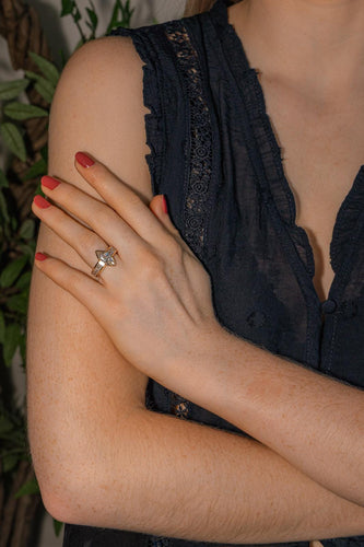 Bague 55 Bague Marquise Or jaune Diamant 58 Facettes 5138890CN