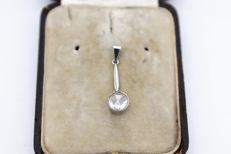 Pendentif Pendentif ancien en or blanc 600/1000 avec diamant 0,60 ct 58 Facettes 10279