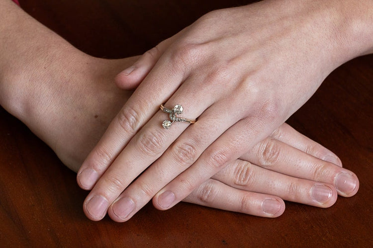 Bague 60 Bague toi et moi Art nouveau en or jaune et platine avec diamants 58 Facettes 11081