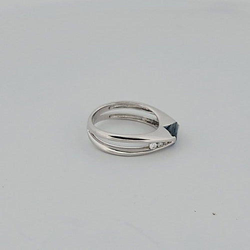 Bague 54 Bague saphir de Ceylan en or blanc 18 carats et diamants 58 Facettes RV CREATION - 2820023