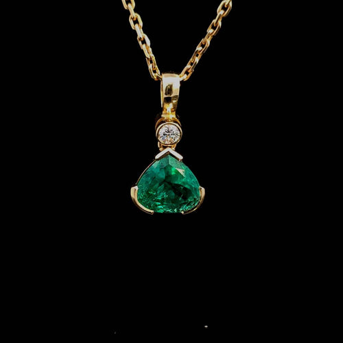 Pendentif Pendentif - Émeraude colombienne 6 ct en or jaune 18k et diamant 58 Facettes UN-0641