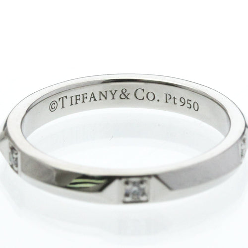 Bague 50 Tiffany & Co. True Band - Bague en platine avec 5 diamants 58 Facettes ikcm17f4gg
