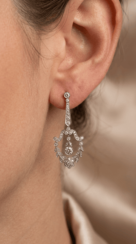 Boucles d'oreilles Boucles d'oreilles Art déco en or blanc 18 ct avec diamants 58 Facettes 90/26 A