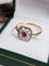 Bague 60 Bague vintage Art déco en or jaune et blanc 18 ct rubis et diamants 58 Facettes 720