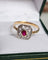 Bague 60 Bague vintage Art déco en or jaune et blanc 18 ct rubis et diamants 58 Facettes 720