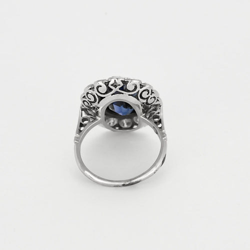 Bague 50 Elegante Bague marguerite en platine et or gris, saphir de synthèse et diamants 58 Facettes 260264