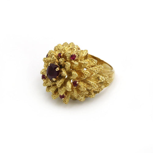 Bague 53 Bague fleur en or jaune 750‰ et rubis 58 Facettes 260027SP