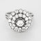Bague 55 Elegante Bague platine et diamants à motif rayonnant 58 Facettes 260296