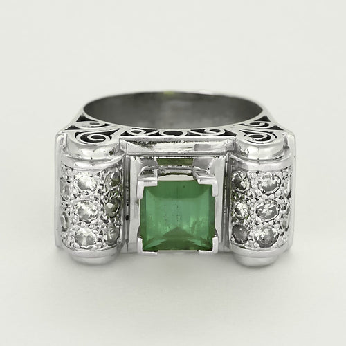 Bague 51 Bague géométrique en or gris, tourmaline verte et diamants. 58 Facettes B250128