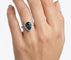 Bague 54 Bague en or blanc avec saphir poire et diamants 58 Facettes 274/26 A