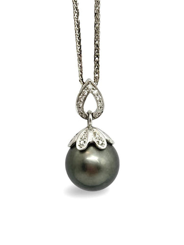 Collier Collier en or blanc 18K avec perle de Tahiti et diamants 1 ct 58 Facettes 1844