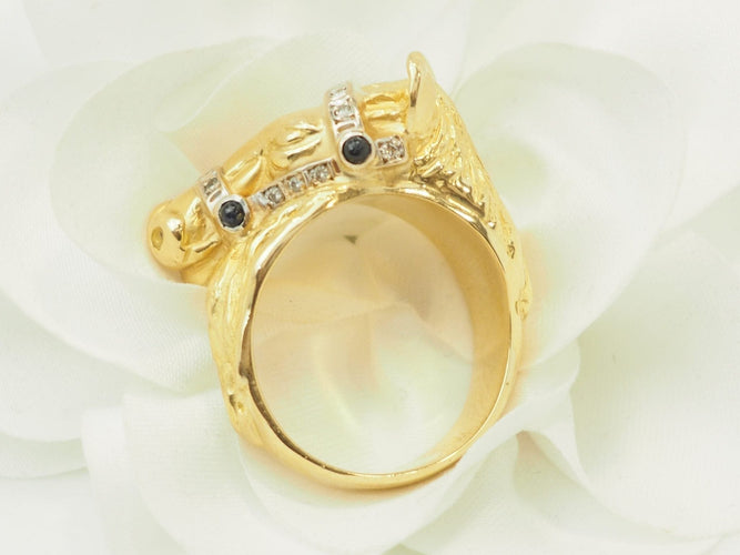 Bague 63 Bague tête de cheval en or jaune, diamants et saphirs 58 Facettes 33731