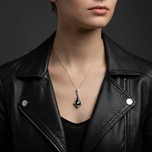 Collier Art déco - Collier pendentif en or blanc 18 carats et platine, diamants 58 Facettes 1.0001446/1