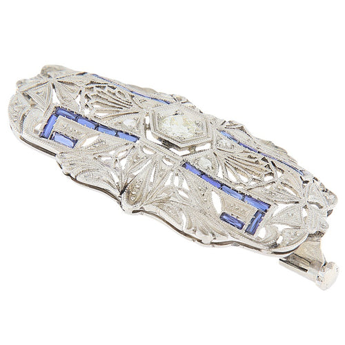 Broche Spilla vintage ajourée en or blanc 18 kt et diamants 58 Facettes G3916