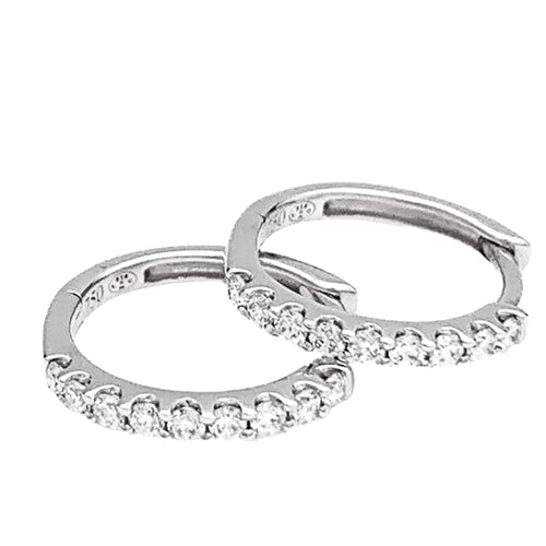 Boucles d'oreilles Paire de petites créoles en or blanc, diamants. 58 Facettes 34970