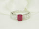 Bague 53 Bague en or blanc 18 carats avec rubis 1,30 ct et diamants 0,74 ct 58 Facettes 33747