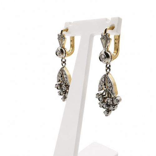 Boucles d'oreilles Boucles d'oreilles bouquet anciennes en or jaune et diamants 58 Facettes Boucles d'oreilles bouquet ancienne en or et diamants