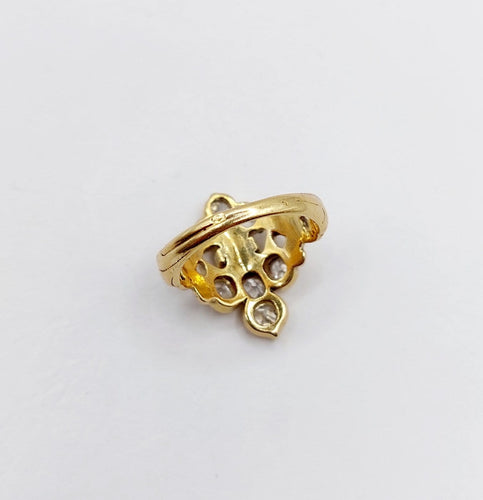 Bague 45.5 Bague chevalière fleur de lys en or 18k et diamants taille ancienne 58 Facettes A07053