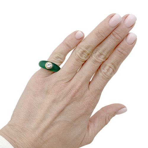 Bague 47 Bague jonc bombée en or jaune, chrysoprase et diamant 58 Facettes 35610