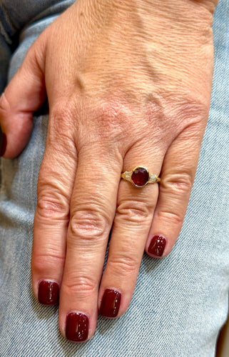 Bague 51 Solitaire - Bague en or jaune 18 carats, rubis de Siam et diamants 58 Facettes Srd