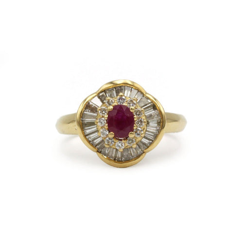 Bague 54 Bague en or jaune 750 avec diamants baguette et rubis 58 Facettes 1379