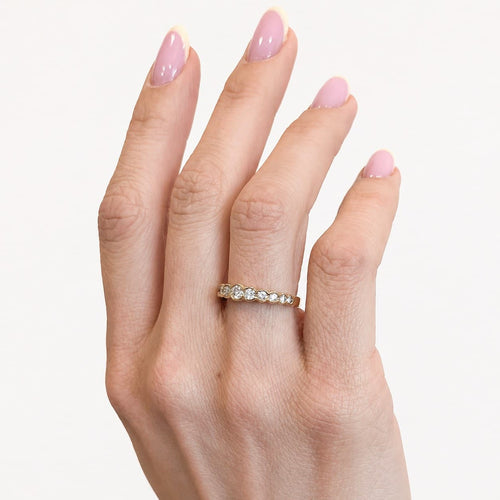 Bague 55 Alliance demi-tour en or jaune et diamants 58 Facettes 36583