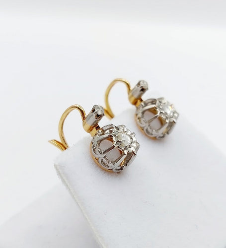 Boucles d'oreilles Dormeuses anciennes en or 18k et platine, diamants taille rose 58 Facettes A07093