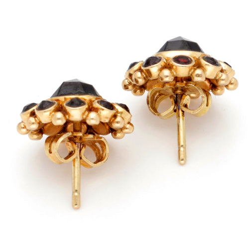 Boucles d'oreilles Boucles d’oreilles grappe en or 14k avec grenats 58 Facettes 13D9D19E76834142A0FFA9502B7CBB5D
