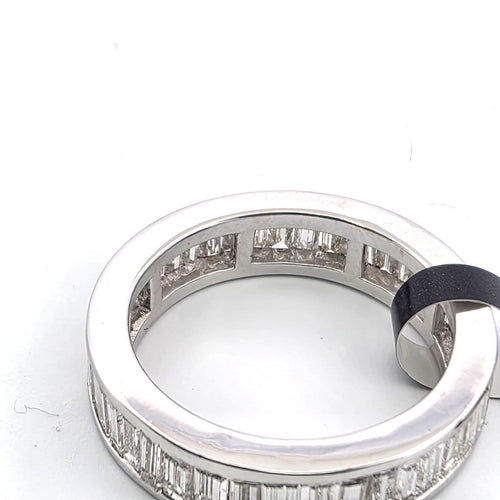 Bague 51 Bague éternité en or blanc avec diamants baguette 58 Facettes 294/26 N