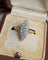 Bague 52 Bague marquise vintage en or jaune et blanc 18 carats et diamants 58 Facettes 678