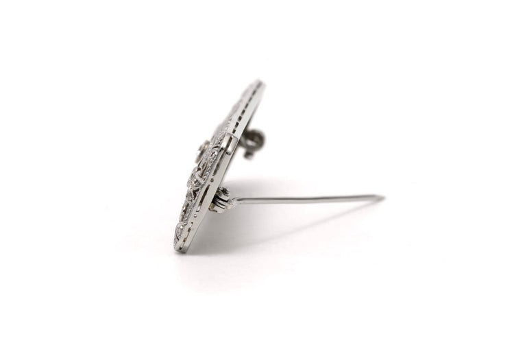 Broche Broche Art déco en or blanc 18 carats, saphirs et diamants 58 Facettes 23652