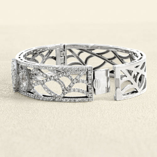 Bracelet Bracelet rigide en or blanc et diamants 58 Facettes 62800045