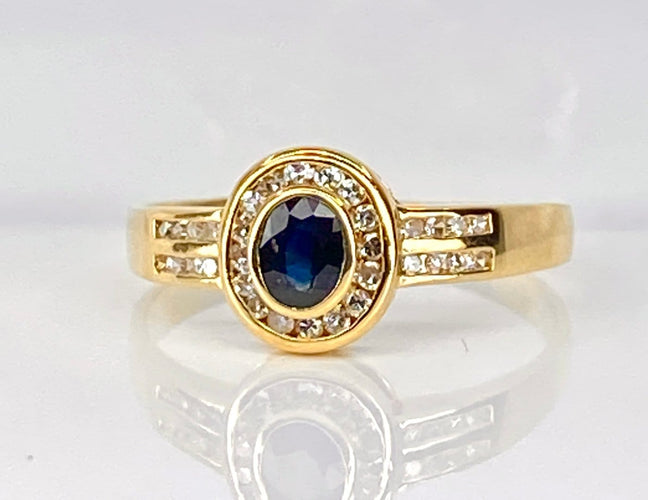 Bague 56 Bague en or jaune 18 carats avec saphir et diamants 58 Facettes AB717