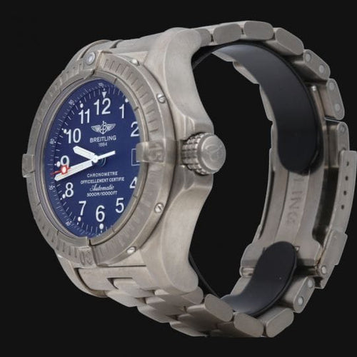 Montre Breitling Montre Avenger Seawolf 58 Facettes MT46219