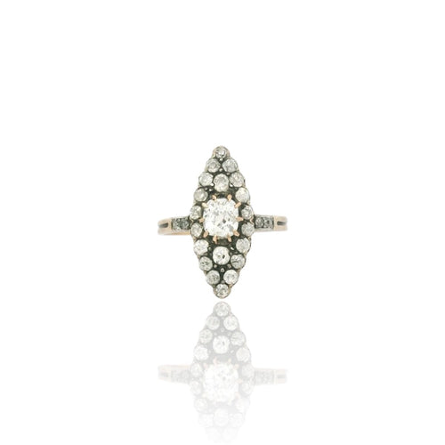 Bague 57 Bague marquise ancienne en or 18K, argent et diamants 58 Facettes