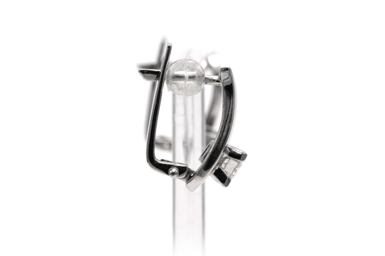 Boucles d'oreilles Boucles d'oreilles - Dormeuses en or blanc 18 carats et diamants 58 Facettes 23783
