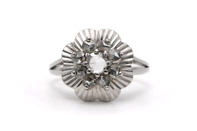 Bague 56 Bague Art déco sertie de diamants taille rose en or blanc 18 carats 58 Facettes B866