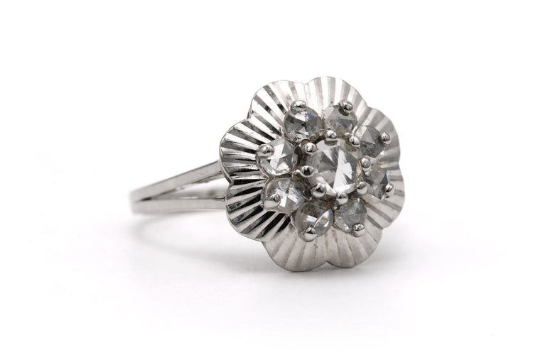 Bague 56 Bague Art déco sertie de diamants taille rose en or blanc 18 carats 58 Facettes B866