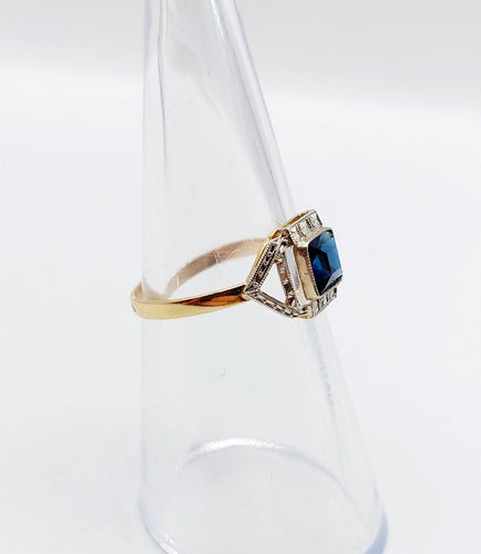 Bague 52 Bague Art déco en or jaune 18k avec pierre bleue (circa 1920) 58 Facettes A07153