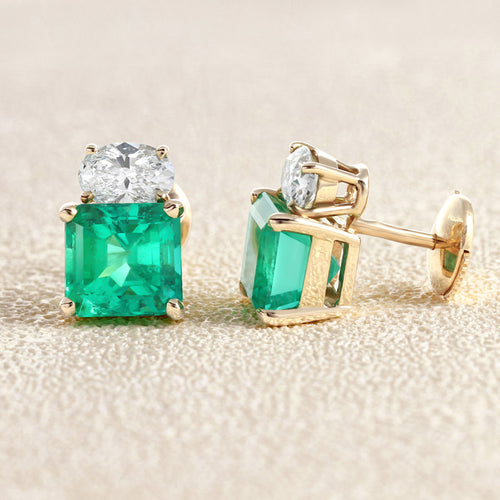 Boucles d'oreilles Boucles d'oreilles - Puces en or jaune, émeraudes et diamants 58 Facettes OC-66000245