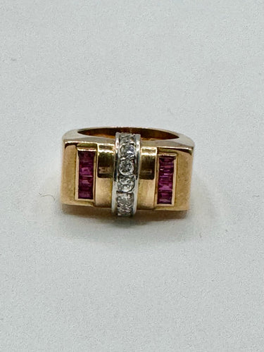 Tank - Bague en or jaune, diamants et rubis