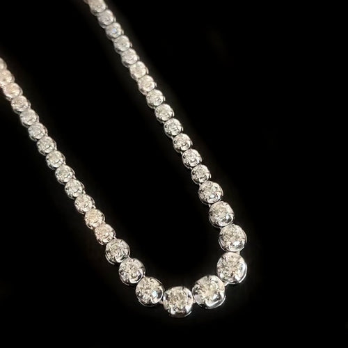 AITCHES - Collier tennis gradué en or blanc 18K et diamants