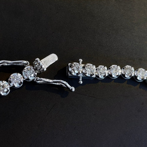 AITCHES - Collier tennis dégradé Disco en or blanc 18K diamants