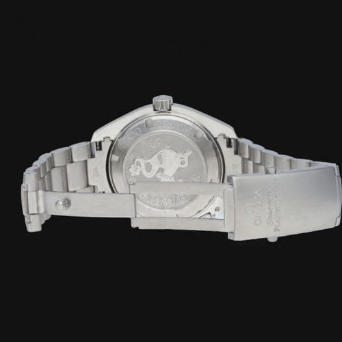 Montre Omega Montre Seamaster Planet Ocean 600M 58 Facettes MT44680
