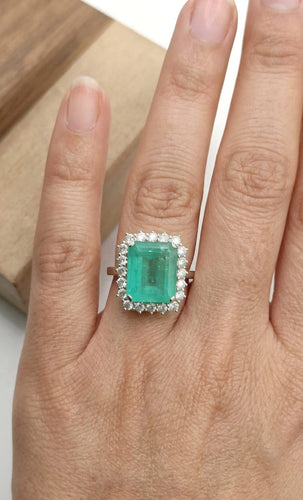 Bague 54 Bague émeraude octogonale en or blanc 18 kt 58 Facettes CV-056