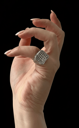 Bague 52 Glacé - Bague de petit doigt en or blanc et diamants 58 Facettes