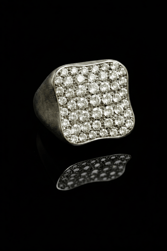 Bague 52 Glacé - Bague de petit doigt en or blanc et diamants 58 Facettes