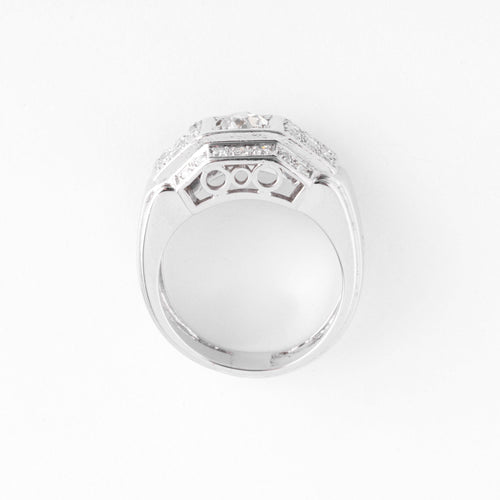 Bague Bague Art déco à gradins en platine et diamants 58 Facettes 1