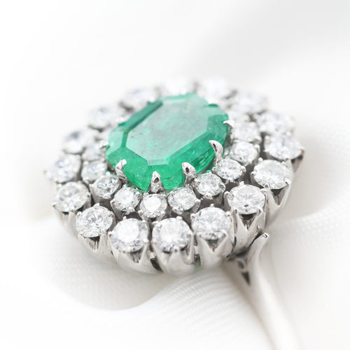 Bague Anello en or blanc émeraude de Colombie et diamants 58 Facettes 22986