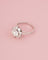 Bague 54 Bague marguerite en platine et diamants 58 Facettes 262